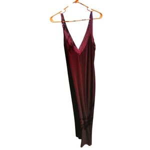 Deep Red Sleeveless V-Neck Dress